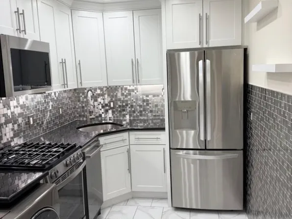 (undisclosed Address), Maspeth, NY 11378