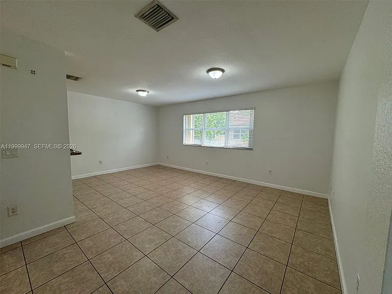 1690 NE 33rd Ave #2106 — Photo 7