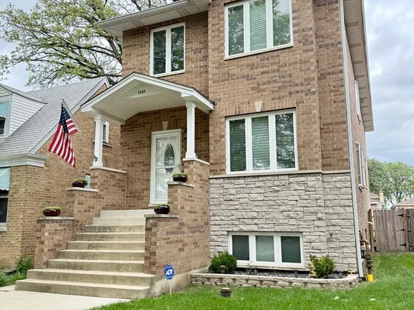 3349 N Paris Ave, Chicago, IL 60634