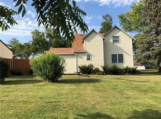 120 S 1st St, Fontanelle, IA 50846