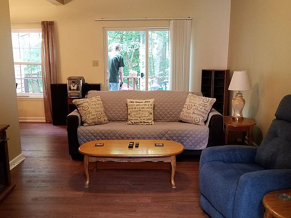 3rd image of 5412 Mary Ln