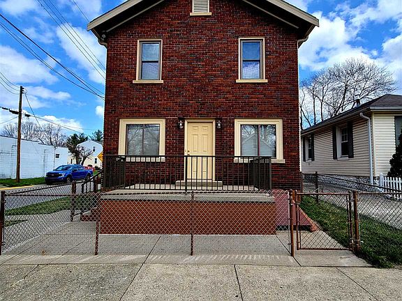 3rd image of 801 Garvey Ave