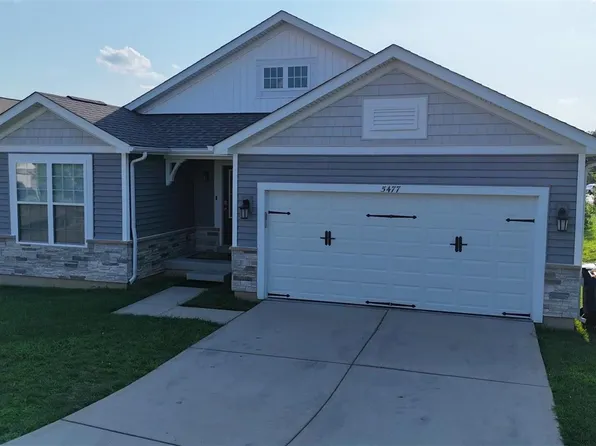5477 Misty Crossing Ct, Florissant, MO 63034