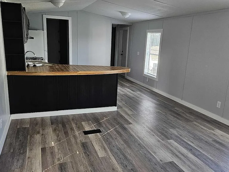 2737 W Washington Ctr #339 — Photo 3