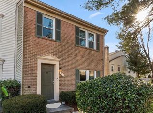 1 Appledowre Ct #137, Germantown, MD 20876