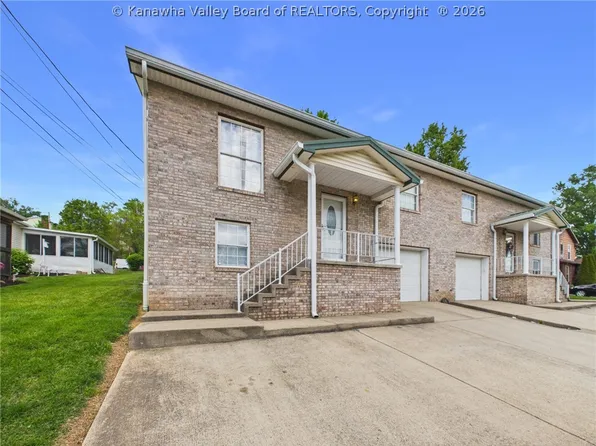 5233A Beechcrest Dr, Charleston, WV 25313