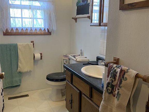5th image of 212218 City View Dr