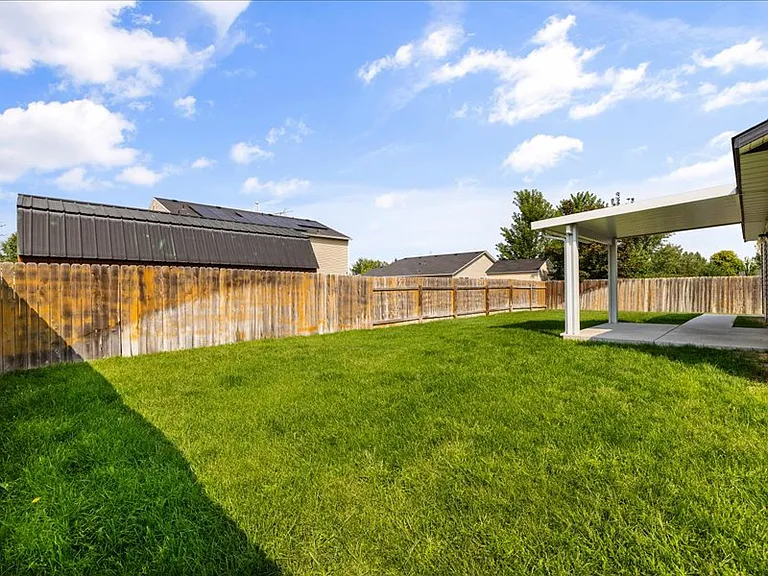 1057 S Benewah Lake Ave — Photo 30