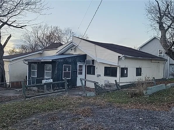 4532 White Way, Canandaigua, NY 14424
