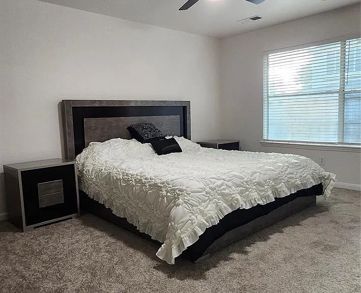 17238 Maple Hollow Dr — Photo 16
