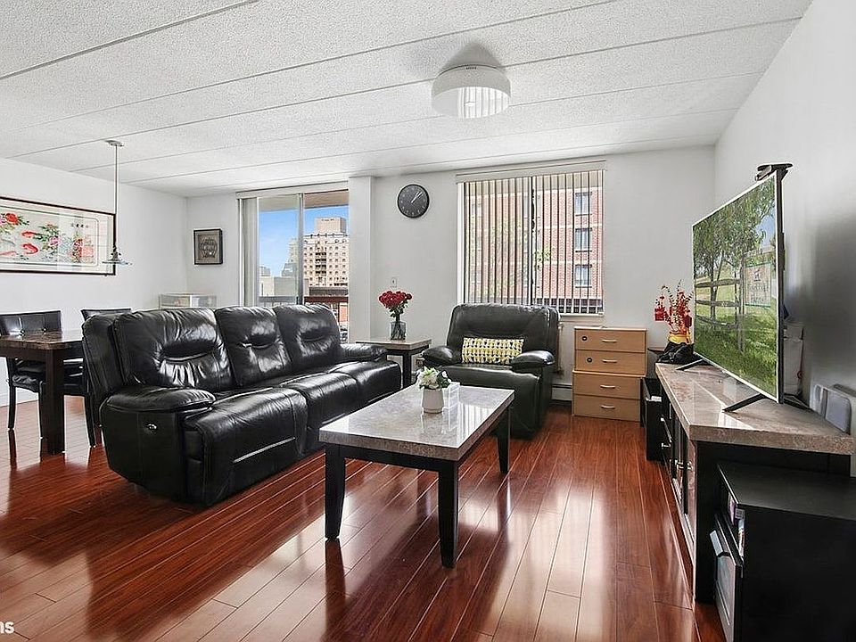 1st image of 136-24 Maple Ave #3D