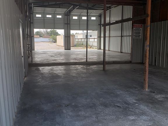 5th image of 10142 W University Blvd