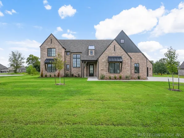 30601 E 63rd St S, Broken Arrow, OK 74014