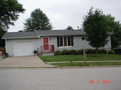 329 Blackberry Ave, Riverside, IA, 52327