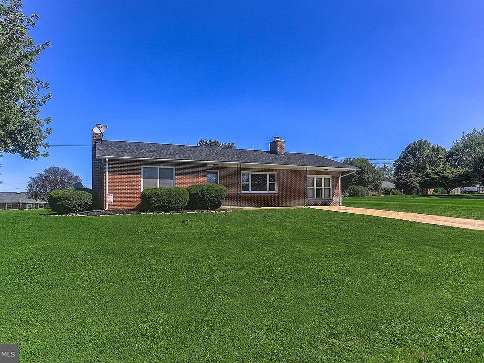 33 Park Dr, Fawn Grove, PA 17321 Zillow