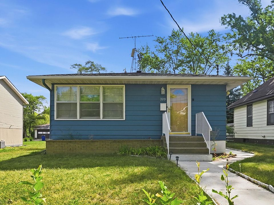 1st image of 320 26th Ave N