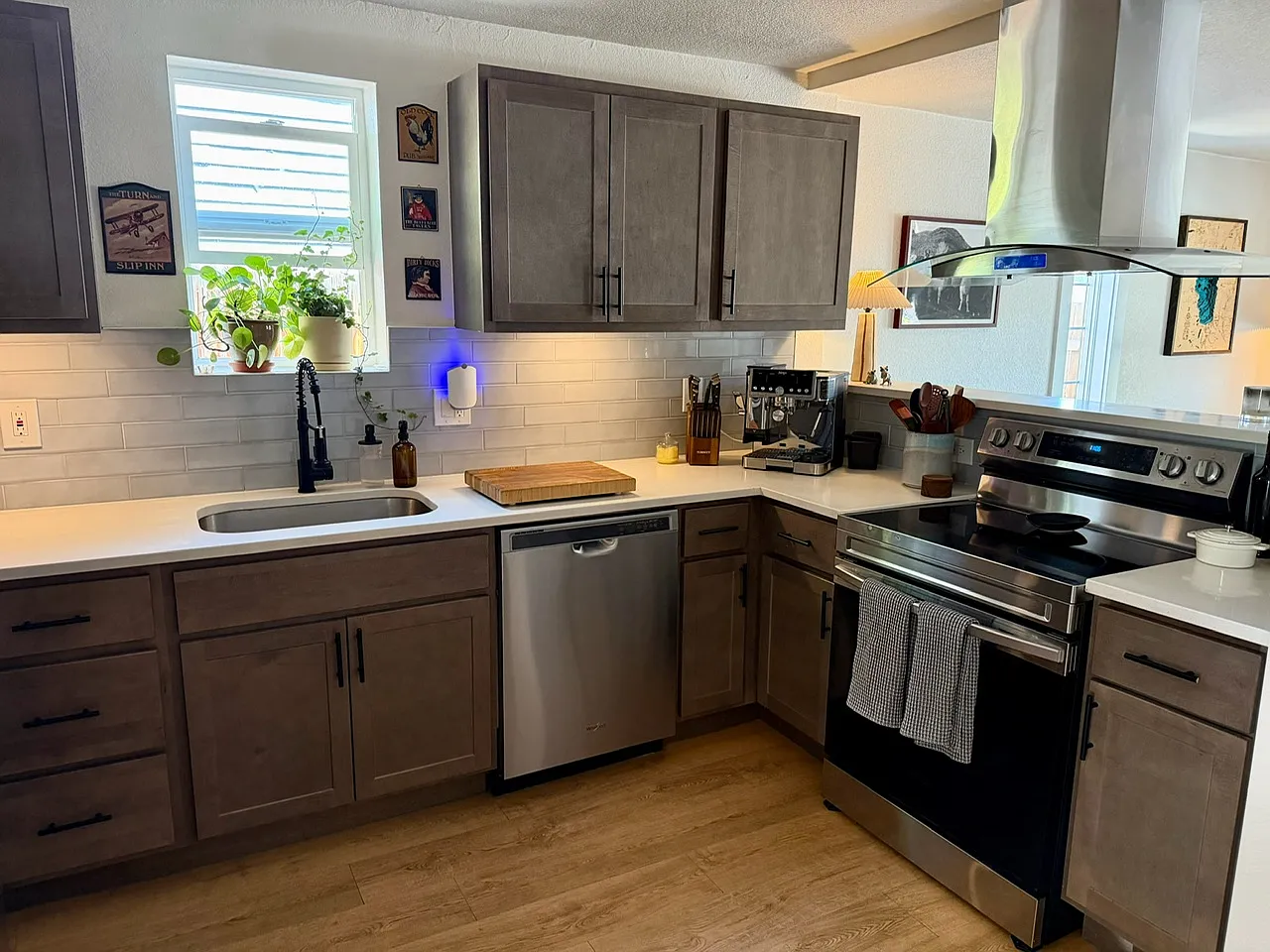 4 bed, 1900 sqft, $3,600 — Photo 4