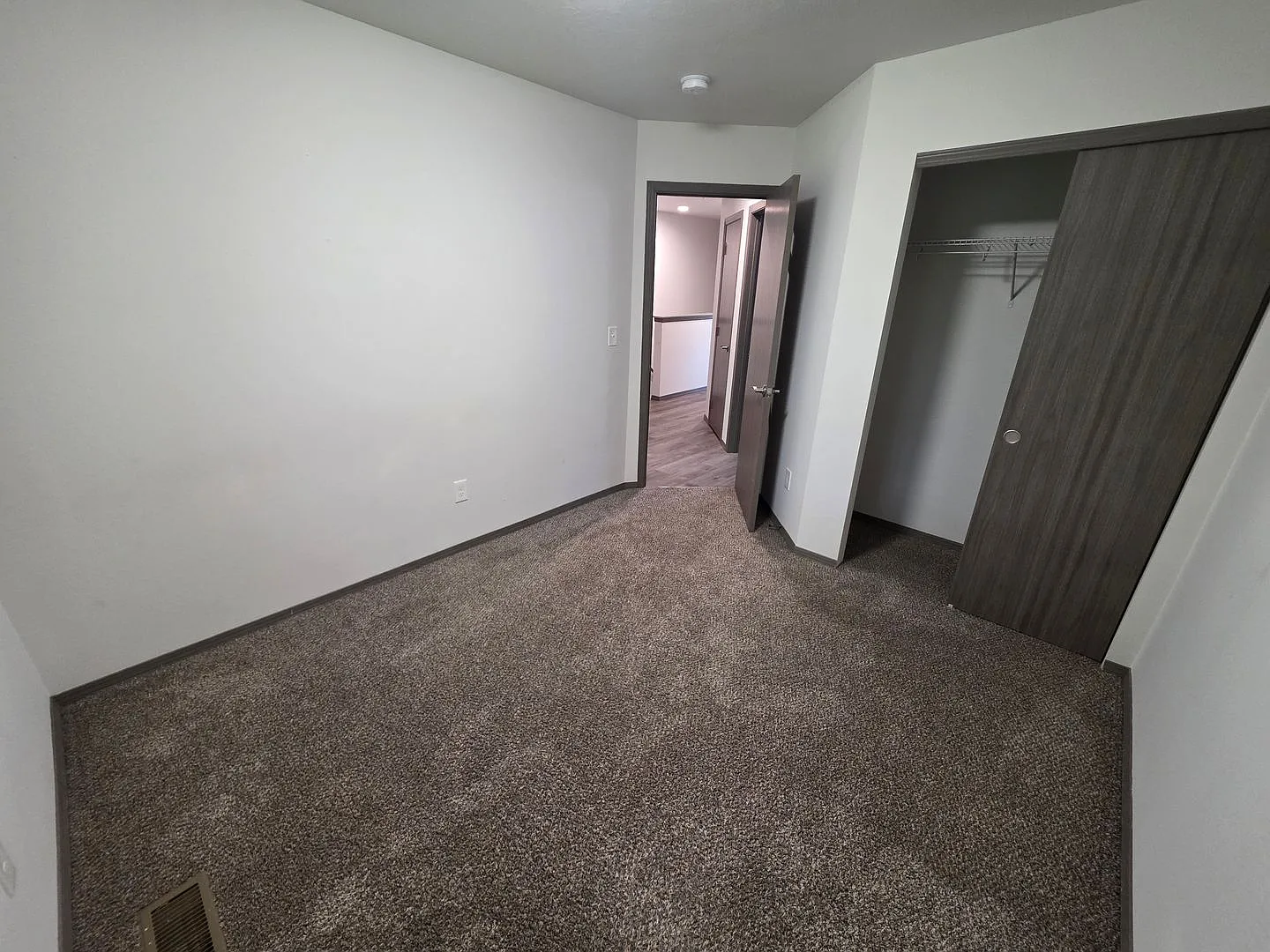 Wonderful Townhouse in Spokane — Photo 3