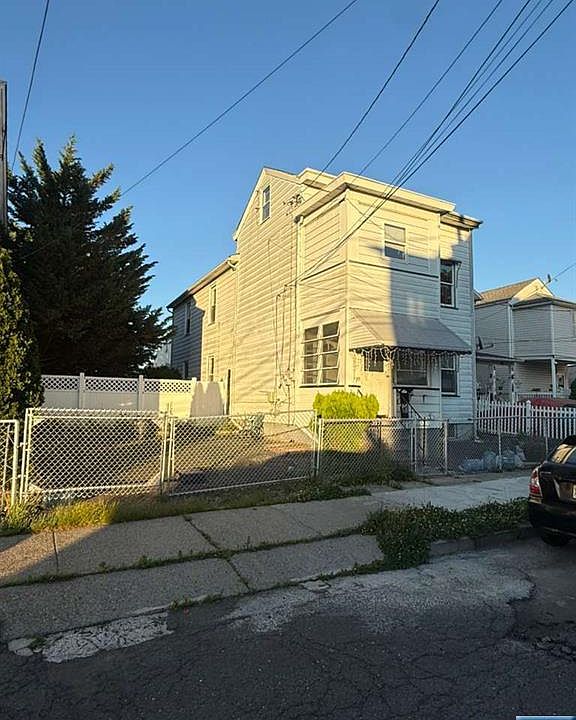 1st image of 53-55 Henderson St