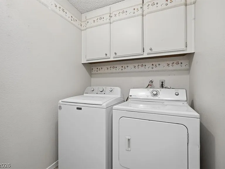 5389 Kalmia Dr — Photo 11