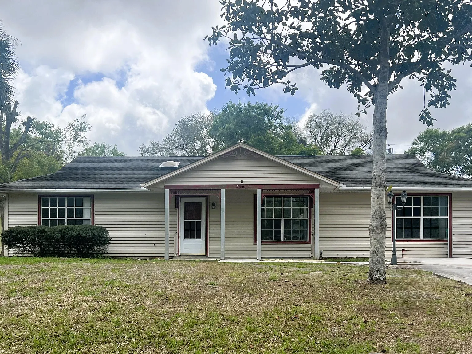 2 bed, 2.0 bath, 1296 sqft, $1,600 — Photo 1