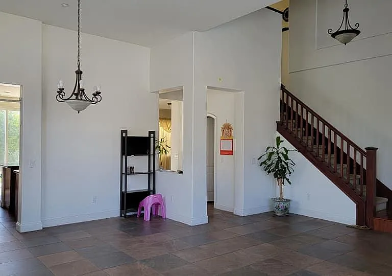 649 Lazaro Ln — Photo 12