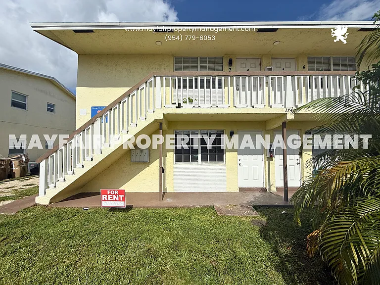 3741 SW 59th Ter #1 — Photo 13