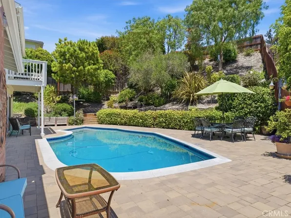 29512 Whitley Collins Dr, Rancho Palos Verdes, CA 90275