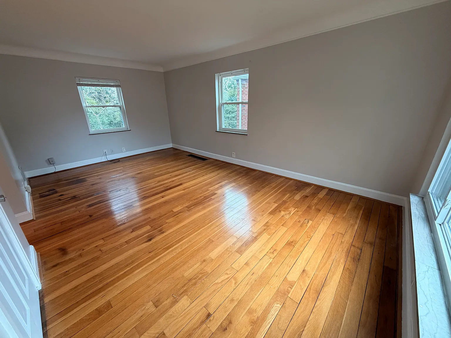 8348 Banbury St — Photo 3