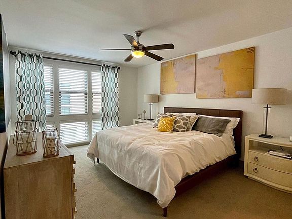 4th image of 2204 N Peak St #4111