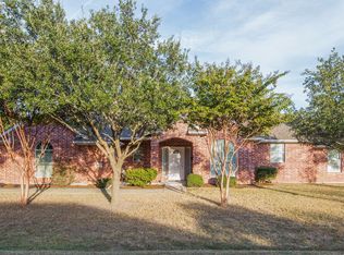 300 Lindsey Ave, Mesquite, TX 75149