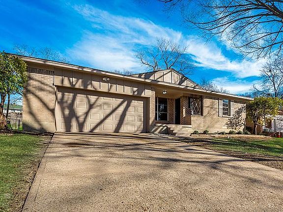 2nd image of 5624 Glen Forest Ln