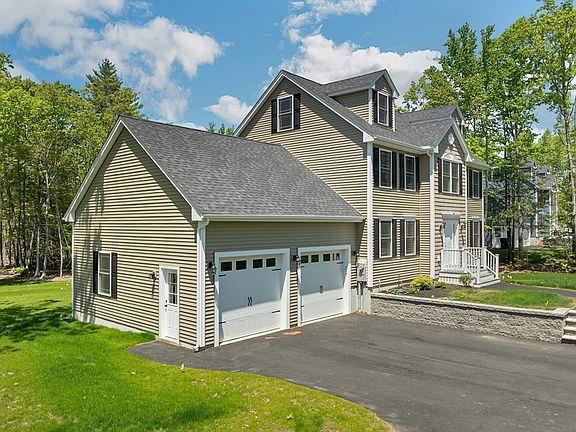 2nd image of 15 Bald Hill Rd