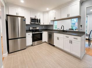 723 Sierra Vista Lane, Valley Cottage, NY 10989