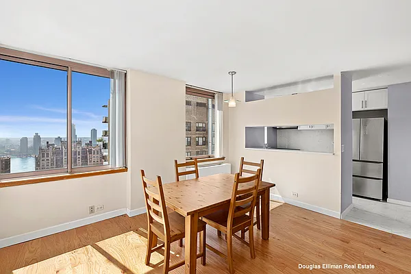 Rented by Douglas Elliman | media 24