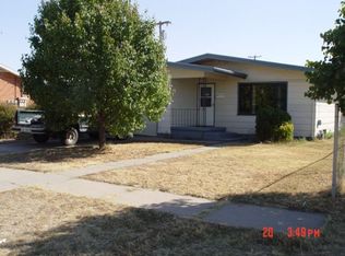 1512 E Laurel St, Garden City, KS 67846
