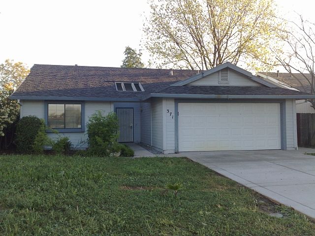 1st image of 371 Pinedale Ave
