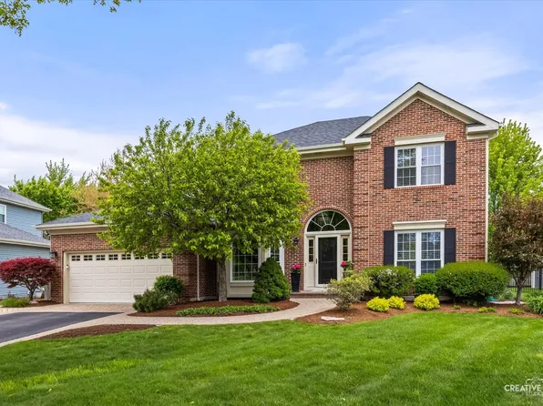 141 Partridge Ct, Grayslake, IL 60030