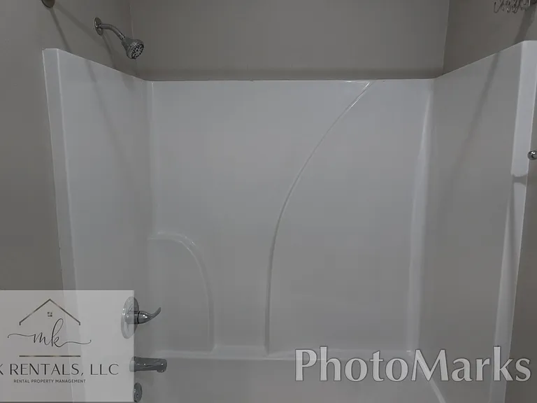 717 5th Ave #717 — Photo 13