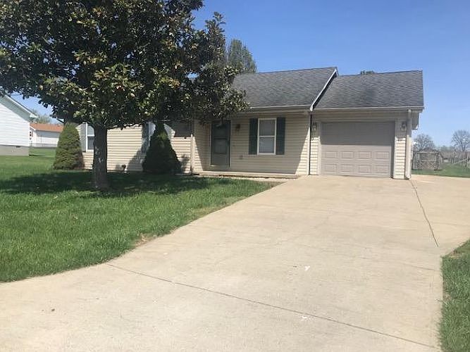 1st image of 102 Mayberry Dr