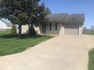 102 Mayberry Dr, Science Hill, KY 42553