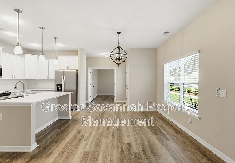 130 Danbury Ct #1 — Photo 8