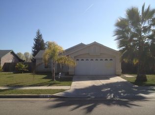 1629 Souza St, Orange Cove, CA 93646