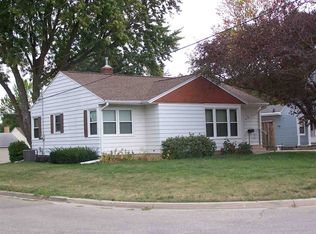 228 Terrace Dr, Waterloo, IA 50702