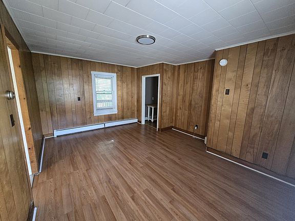 4th image of 133 Maple St #2B