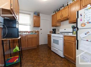 63 Euston Rd APT 5D, Brighton, MA 02135