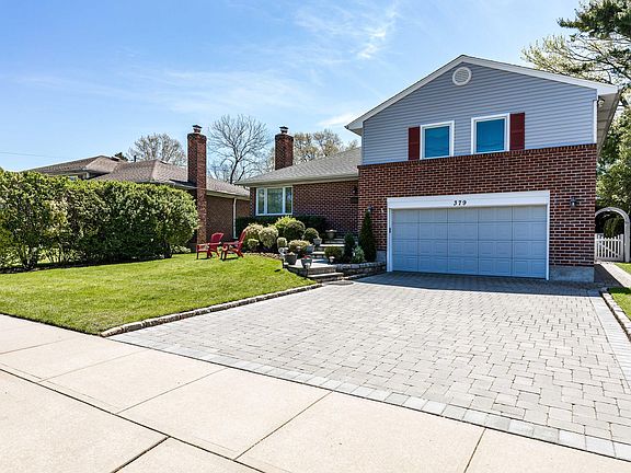 3rd image of 379 Terrace Ave