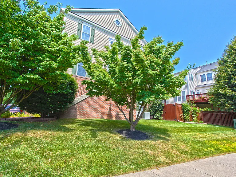 4083 Walnut Cove Cir — Photo 34