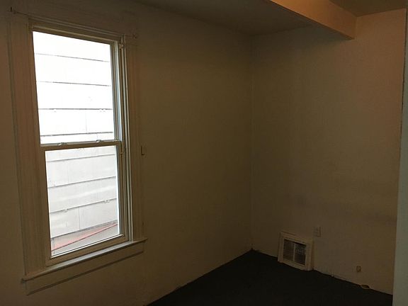 5th image of 1311 S Arago St