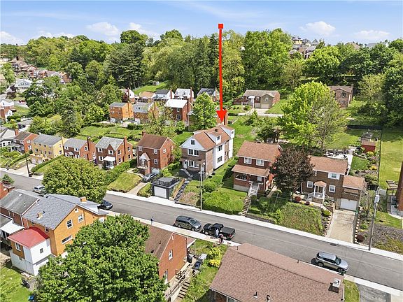 5th image of 331-333 Bracken Ave